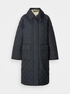 Płaszcz zimowy Barbour granatowy