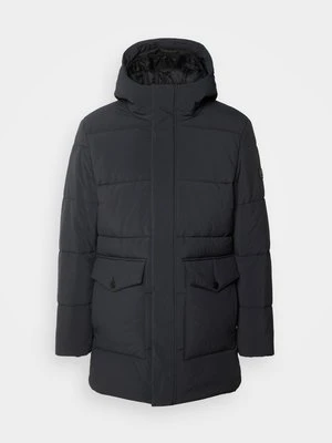 Płaszcz zimowy Barbour International