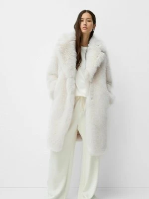 Płaszcz zimowy Bershka