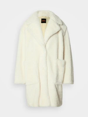 Płaszcz zimowy Boss