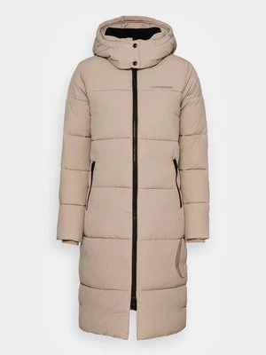 Płaszcz zimowy Calvin Klein Jeans