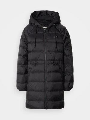 Płaszcz zimowy Calvin Klein Jeans czarny