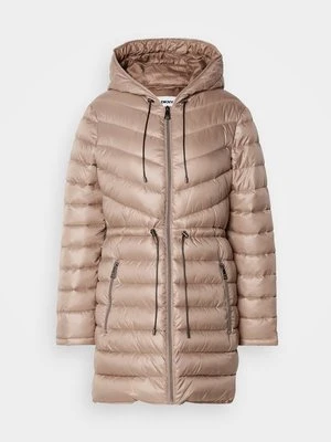 Płaszcz zimowy DKNY