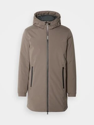 Płaszcz zimowy Ecoalf