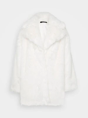 Płaszcz zimowy Gina Tricot Petite