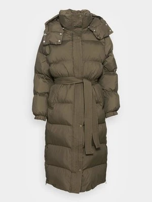 Płaszcz zimowy IVY OAK