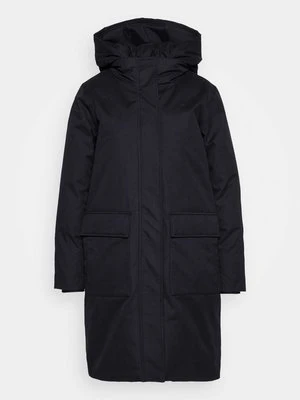 Płaszcz zimowy Minimum