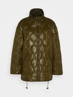 Płaszcz zimowy Monki