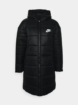 Płaszcz zimowy Nike Sportswear
