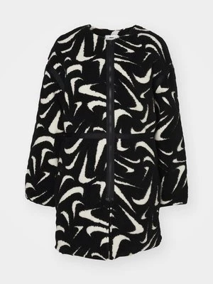 Płaszcz zimowy Nike Sportswear