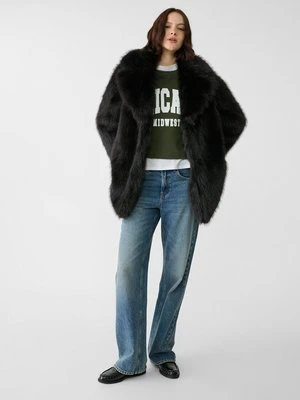 Płaszcz zimowy Stradivarius