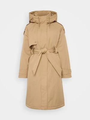 Płaszcz zimowy Vero Moda Petite