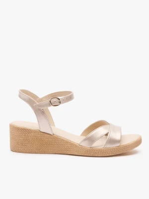 Platynowe sandały na koturnie Ryłko