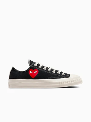 PLAY Comme des Garçons Single Heart Chuck 70 Converse