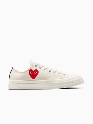 PLAY Comme des Garçons Single Heart Chuck 70 Converse