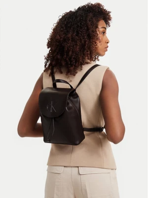 Plecak Calvin Klein Bold Ck Flap Mini Backpack LV04F3893G Brązowy ciemny