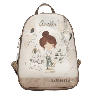 Plecak damski Anekke, z dekoracyjnym nadrukiem i metalowym logo zapinany na zamek z wygodnymi szelkami oraz ozdobnym brelokiem, beżowy, 42805-044