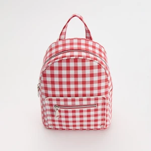 Plecak w czerwoną kratę House