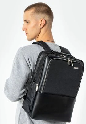 Plecak wielofunkcyjny na pokład samolotu czarny Wittchen