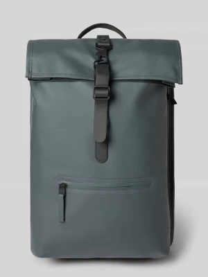 Plecak z karabińczykiem model 'Rolltop' Rains Antracytowy