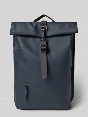 Plecak zwijany z regulowanymi szelkami Rains
