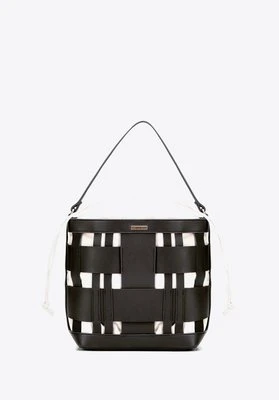 Pleciona torebka worek z ekoskóry czarna Wittchen