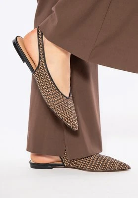 Plecione baleriny z odkrytą piętą czarno - brązowe Wittchen