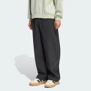 Płócienne spodnie adidas Z.N.E. czarny