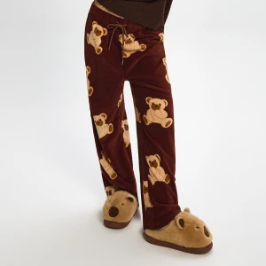 Pluszowe kapcie brązowe kapibary House