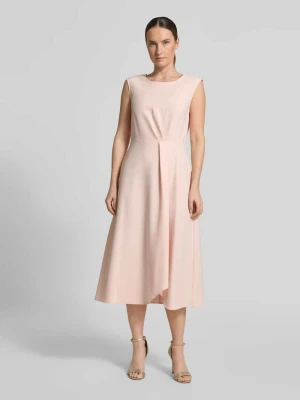 Płynąca sukienki etui z zakładkami w pasie s.Oliver BLACK LABEL