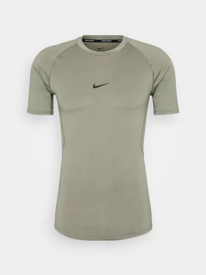 Podkoszulki Nike Performance