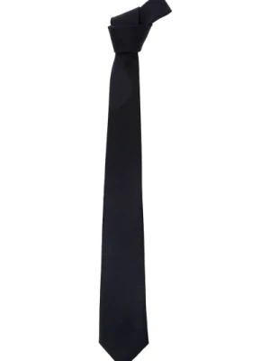 Podnieś swój formalny wygląd z eleganckimi krawatami Tagliatore