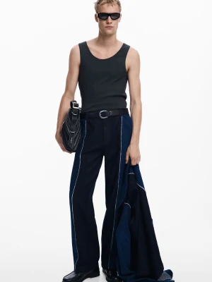 Połączone jeansy Desigual