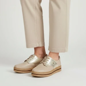 Półbuty damskie Armodo, cholewka ze skóry naturalnej gładkiej z metaliczną wstawką klasyczne sznurowanie zaokrąglony nosek gruba warstwowa podeszwa w