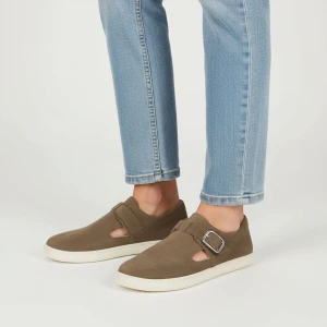 Półbuty damskie barefoot Armodo, skórzana cholewka naturalna niska wsuwana forma z regulowanym paskiem i metalową klamrą wycięcia po bokach lekka pła