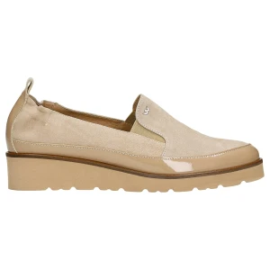 Beżowe loafersy damskie na klinie 46008-74 Wojas