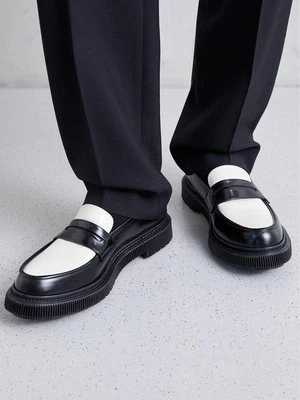 Półbuty wsuwane Adieu