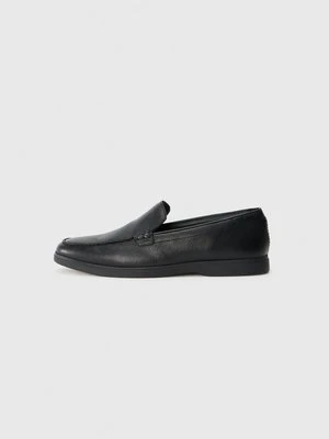 Półbuty wsuwane Clarks