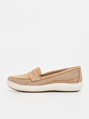 Półbuty wsuwane Clarks beżowy