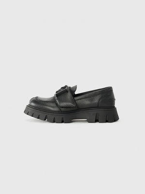 Półbuty wsuwane Dsquared2