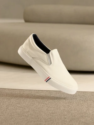 Półbuty wsuwane Pier One By Zalando biały