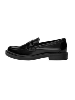 Półbuty wsuwane PULL&BEAR