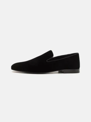 Półbuty wsuwane Stuart Weitzman czarny