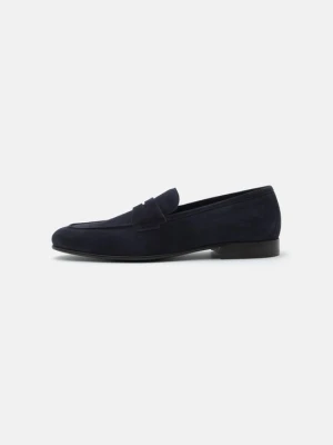 Półbuty wsuwane Stuart Weitzman granatowy