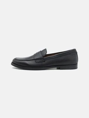 Półbuty wsuwane Ted Baker