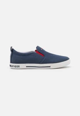 Półbuty wsuwane Tommy Hilfiger