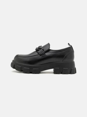 Półbuty wsuwane YOURTURN By Zalando czarny