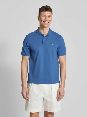 Polówka o kroju slim fit z haftowanym logo Gant