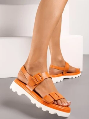 Pomarańczowe Sandały z Imitacji Skóry z Dwiema Sprzączkami i Elastycznym Paskiem na Pięcie Risavia