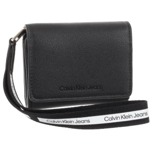 Zdjęcie produktu Portfel Ultralight Wallet W/Wristlet Black K60K609325 BDS (CK137-a) Calvin Klein